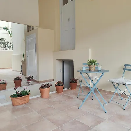 Corfu Tennis Apartament *